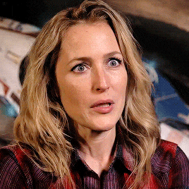 gillovny1013:  Gillian Anderson in a Behind the Scenes look at Star Citizen Squad