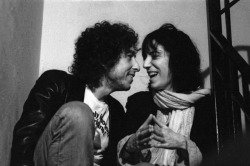 thegoldenyearz:  Bob Dylan and Patti Smith during the Rolling Thunder Revue tour, 1975