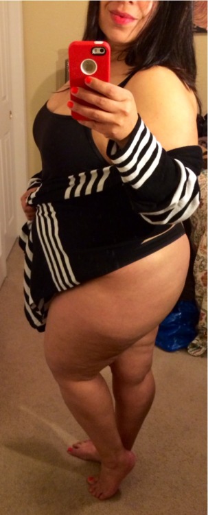 realcurveslatina2012:  “Your weight determines your relationship with gravity;  but it should never determine your relationship with yourself.” (DS)