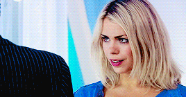 thebadwolf:99 Days of the Doctor & Rose Tyler ↣ Day 5 ↣ “New Earth” So where are we going?Furthe
