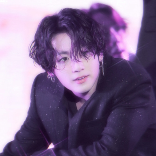 ⠀⠀⠀⠀⠀⠀⠀ — Jungkook 90’s Icons. ⋆
