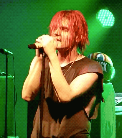 rubbish78:Gerard Way sensually performing ‘The Ghost of You’ @ La Cigale - Paris, France on 11/01/20