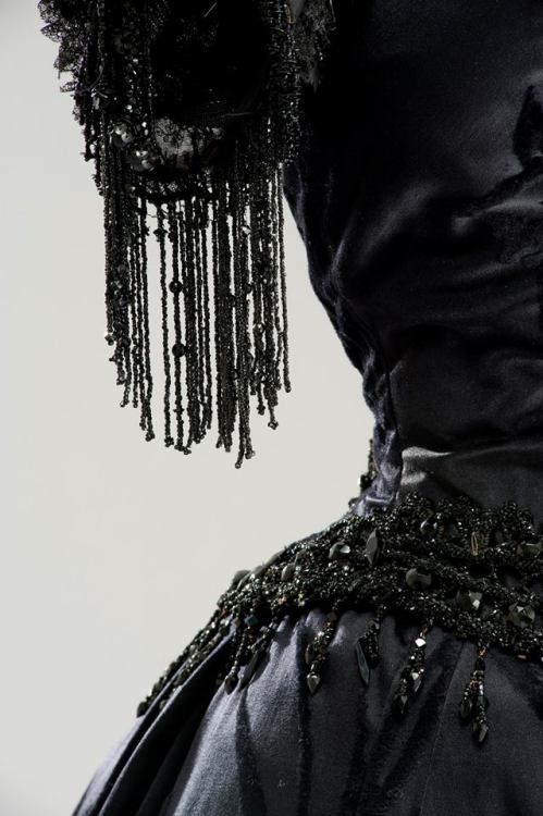 fripperiesandfobs:Costume designed by Piero Tosi for Laura Antonelli in L’Innocente (1976)From Tirel