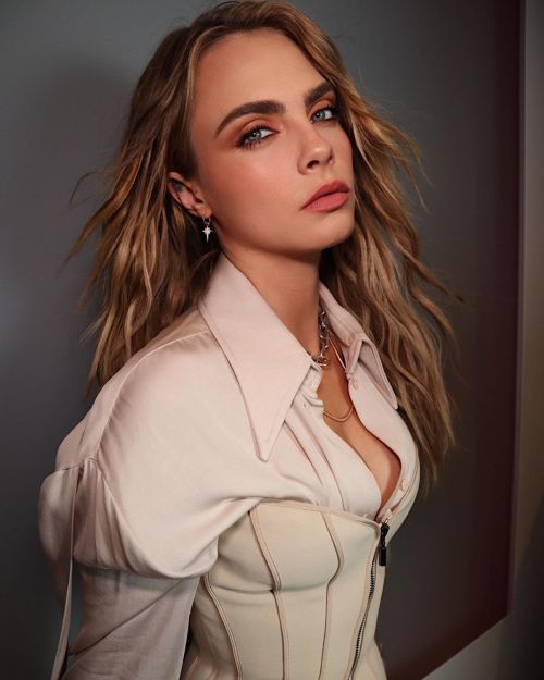 some-celebrity-stuffs:  Cara Delevingne