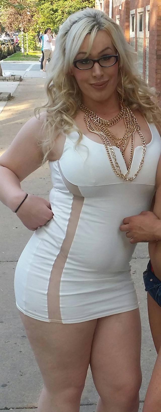 t4mchicagoreviews:  any information?  She might be thick but cum on she looks like