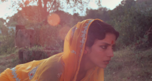 blkbinz: Shabana Azmi in Mandi (1983) dir. Shyam Benegal 