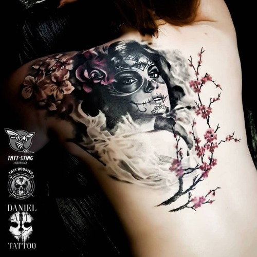 worldtattoogallery:  tattoo artwork © Daniel Art Tattoo