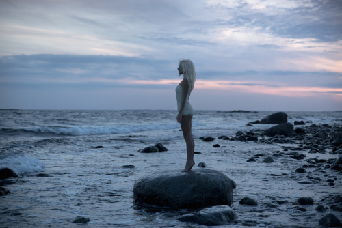 iamamiwhoami with COMME des GARÇONS in  Vogue Italia. 