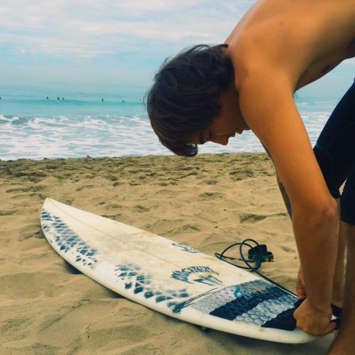 Babe gettin ready to surf