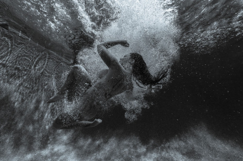 Inked model Cara Mia underwater.  Palos Verdes, CA. May 2014