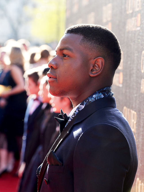 johnboyegadaily:John Boyega attends The Olivier Awards 2017 at Royal Albert Hall on April 9, 2017 in