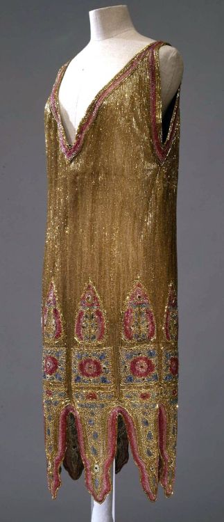 fawnvelveteen: Evening dress, Italian manifacture, ca. 1925