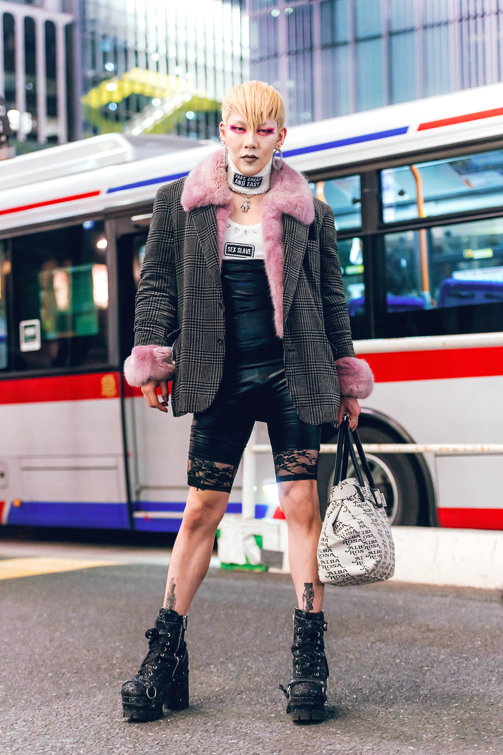 tokyo-fashion:  Tokyo Fashion Week Day 3 Street Snaps shot for Vogue USA. We are