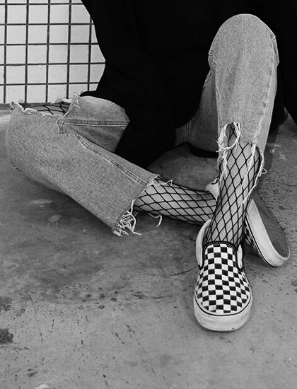 ladybluefox666:  fishnets
