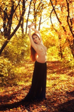 nudityandart:  Autumn Alexander (by panchenko_denis). See it: http://ift.tt/1tgvzoS