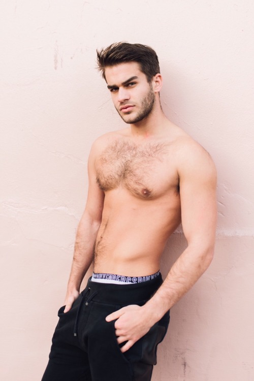 Drop-Dead Gorgeous Men