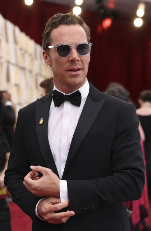 accolatus:Benedict Cumberbatch at the red carpet during the Oscars arrivals at the 94th Academy Awar