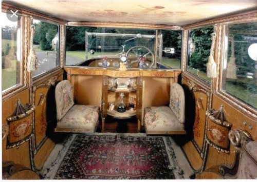 steampunktendencies:Inside a 1926 Rolls Royce