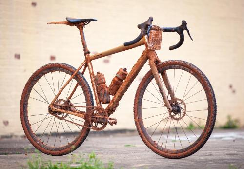 aces5050:(via What It’s Designed For: Matt Acker’s Very Muddy Mid South Salsa Stormchaser SSGX – Jar