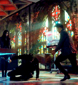 candzk-25:Magnus and Alec rushing to each other’s side when they’re in distress