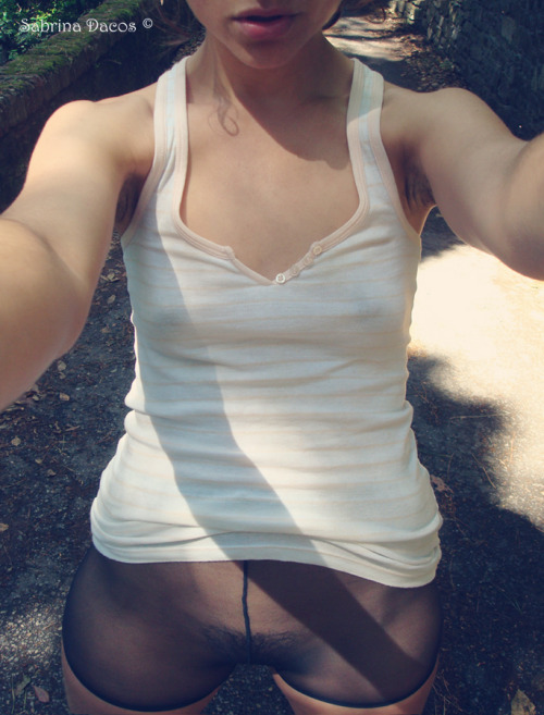 gocamerago: &ldquo;Some girls in fashion blogs and magazines are always bitching about how you s