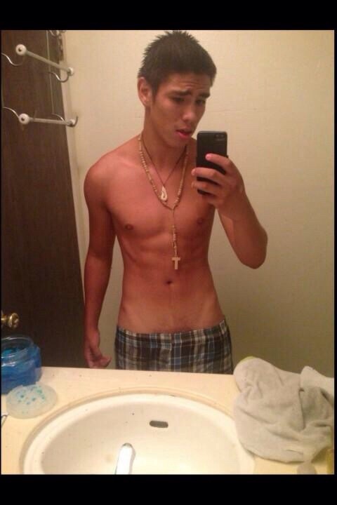 He&rsquo;s a hot latin twink don&rsquo;t ya think :)  See more hot boys like