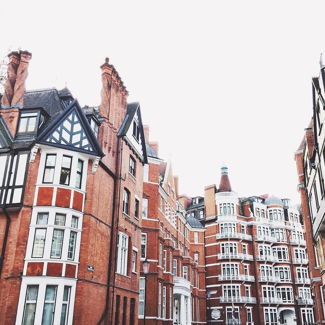 It was such a beautiful day in London yesterday, I tried to walk to every single