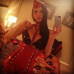 fetishselfshots:  Submit your fetish selfies: