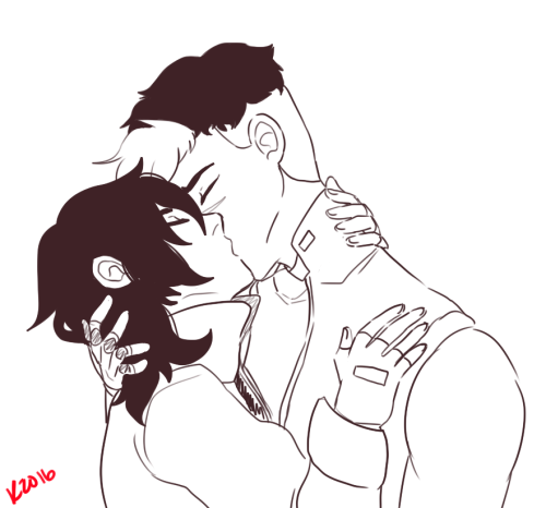 misterpoofbackup:kiss me once then kiss me twice