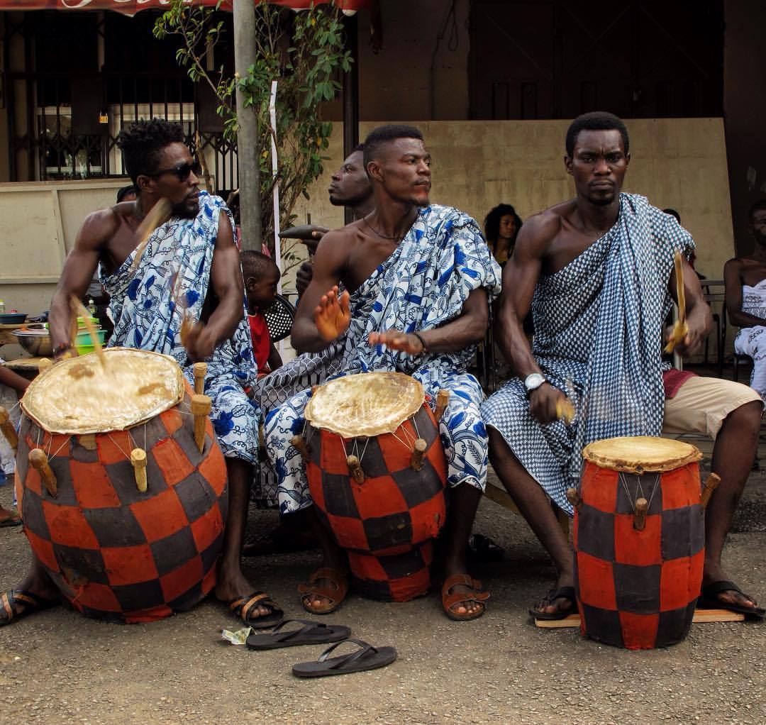 immigrantslenz:  Adum Hene’s Palace ensemble in performance during the Akwasidae