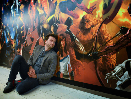 marvelentertainment:David Tennant — Kilgrave himself from “Marvel’s A.K.A. Jessica Jones” for Netflix — stopped by Marvel HQ to meet Amazing Spider-Man writer Dan Slott, see how comics are made and more!