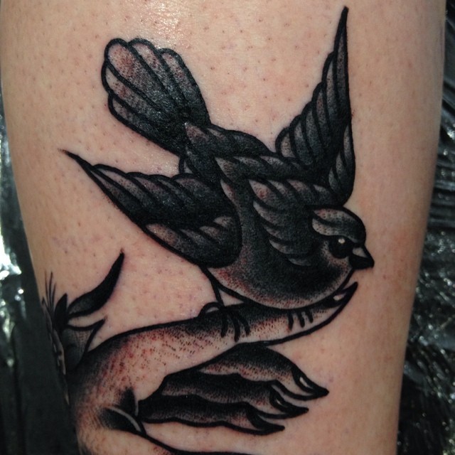hudsontattoo:  Its sunday so have a close up 👀