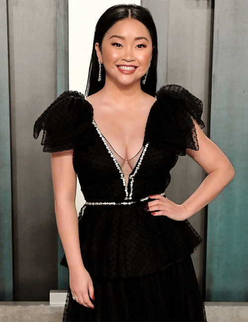 dailynetflix:Lana Condor at the Vanity Fair Oscars Party. 