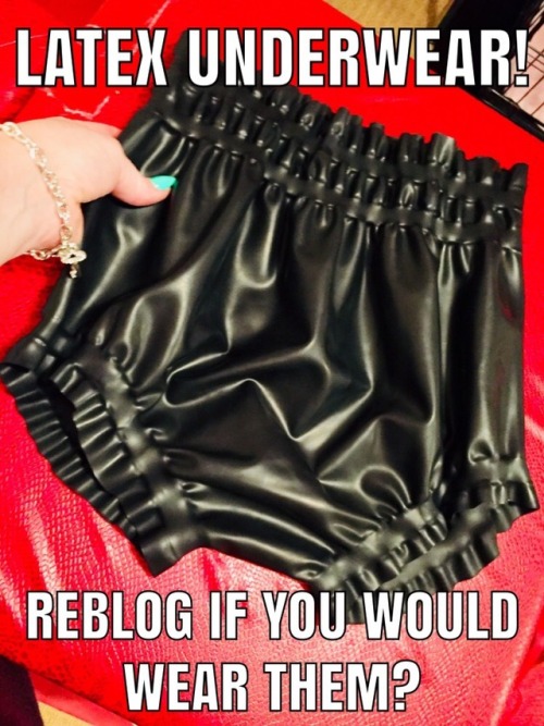 gottabeshinyandsatin: cover-pants-62:sissymarie71: devilnight772:  Latex sous vêtement.Reblogu