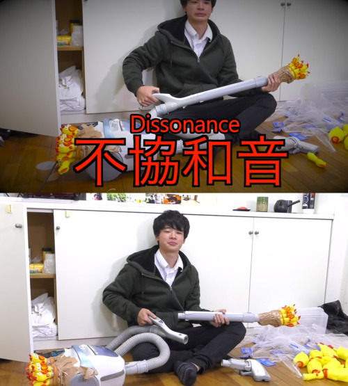 crystalwitch-in-the-tardis: chocolatado: the rubber chicken vacuum cleaner I clicked on the video an