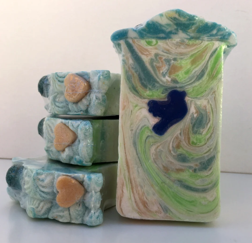  A brand new batch of soaps are up on my mom’s and family friend’s Etsy store! If you like decorativ