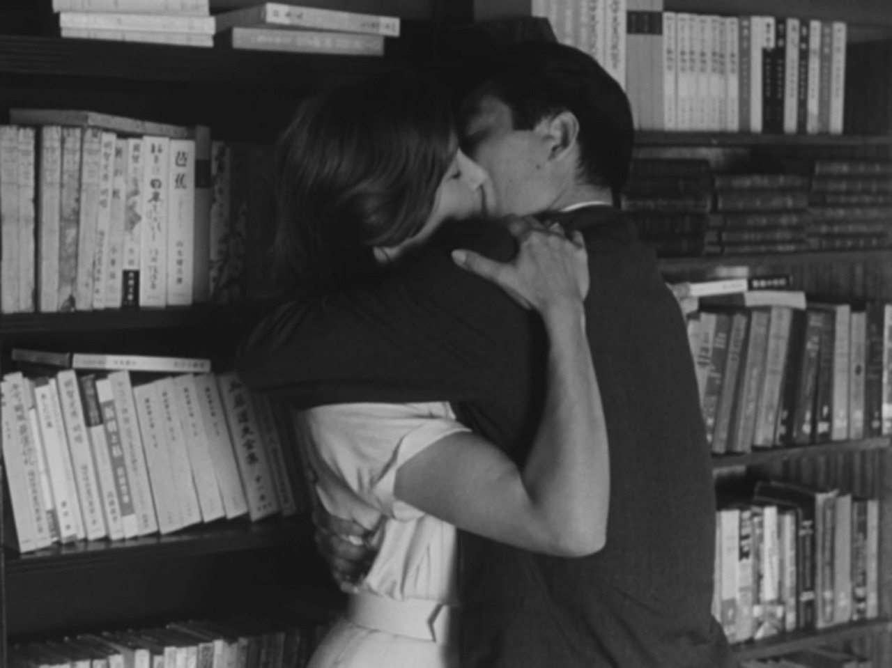 jesuisunefemmejesuisperdue:  Hiroshima Mon Amour (1959)  Dir. Alain Resnais