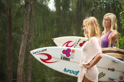 Surf Girls