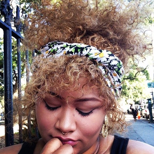 marfmellow:  peace 
