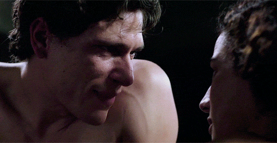 tumblr_po12gzWost1r8a8mao2_540.gif