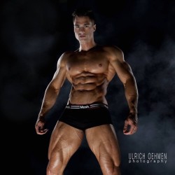 fitmen1:  FItmen1Denis Gusev by Ulrich Oehmen