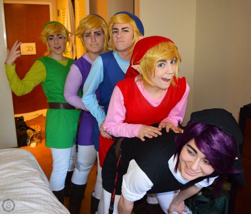 bleachcakecosplay:lendra-chan:denni-time:Hey everyone, sorry for not updating for a while!I just recently got back from Katsucon 2015 and had an amazing time! One of the cosplays I did was Red Link from Four Swords. Here are some shots of the costume