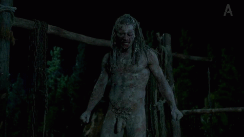 famousjohnsons: Zach McGowan, actor in tv series Black Sails (2014). Zach’s penis also made appearan