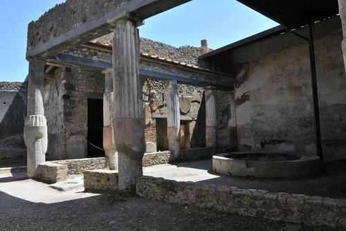 UNESCO extends Pompeii deadline