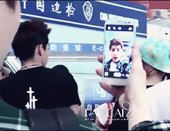 sheperimsong:  Prince $uho checking himself out 
