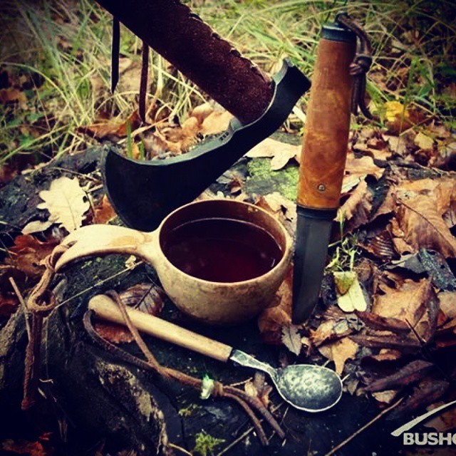 bushcraftczech:  #bushcraftportal#bushcraftportal_cz#bushcraft#bushcraftshop_cz#bushcraftshop#jubö#juböbushcraft#scandi#kuksa#kupilka#knives#knife#tomahawk