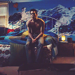stileslovesderek:  . 