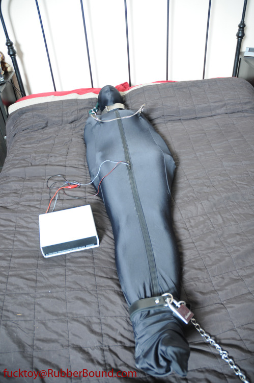 shinybondage:  From Dusk to Dawn