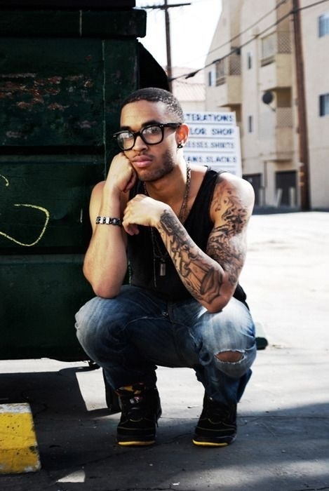 theblackclarkkent:  Rylic Anderson Is Soooo Fucking Cute And Sexy To Me ! 😍😍😍😍😍😁😁😁😘😁😍😘😁😍😘😍😘😍😁😘😛 #ExtremeGayMoment #IdEatHisBootyForHours !