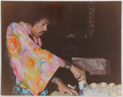 70-s:  Jimi Hendrix cutting his birthday